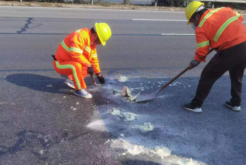 襄阳公路下沉注浆加固